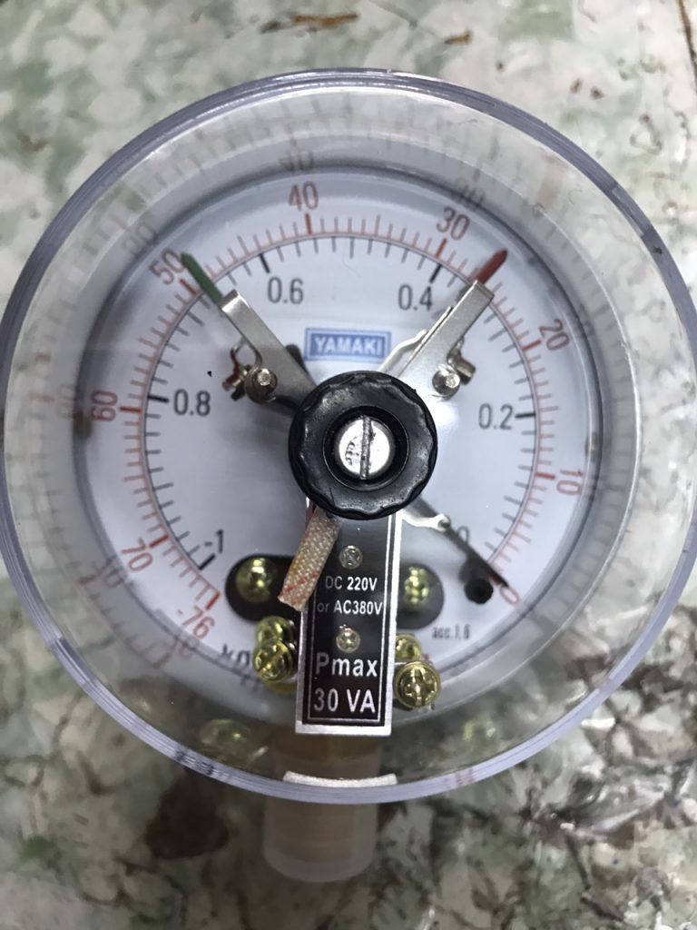 Đồng hồ áp suất 3 kim đo hút chân không