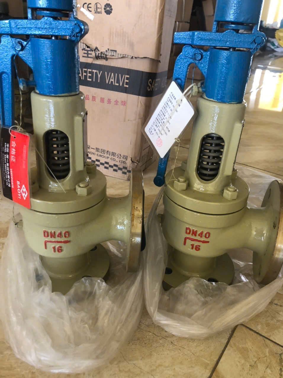 Van an toàn mặt bích thép DN40 Van an toàn mặt bích thép DN40