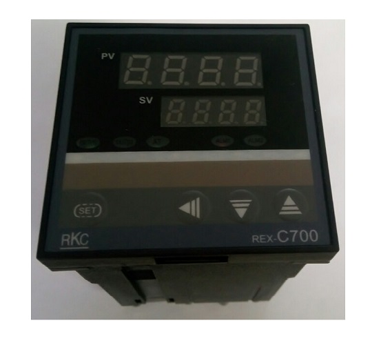Bộ điều khiển nhiệt độ RKC REX-C700
