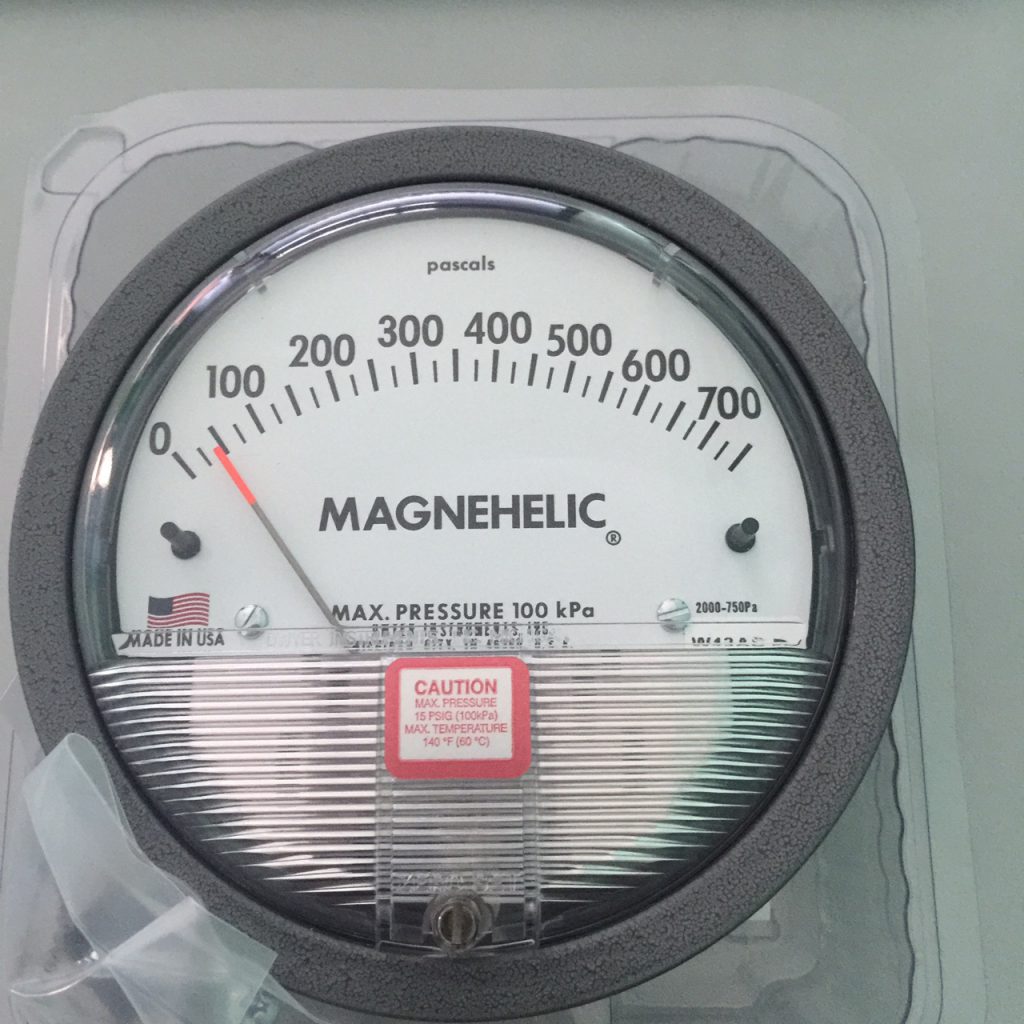 Đồng hồ đo chênh áp 0-750Pa