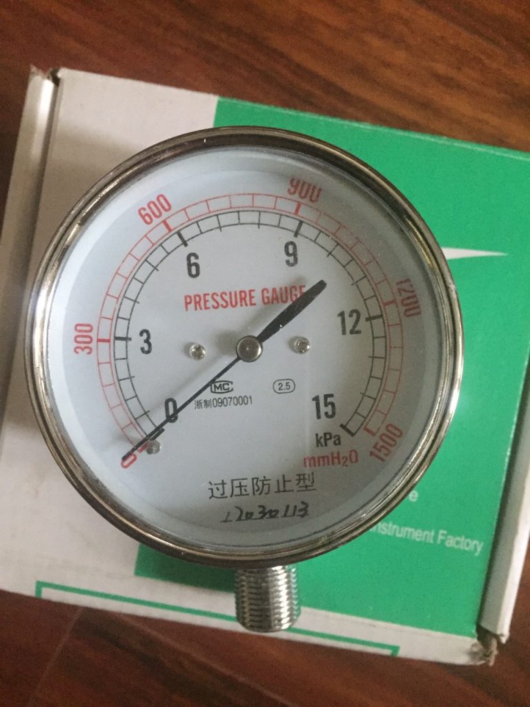 Đồng hồ áp suất thấp giá rẻ mặt 100mm