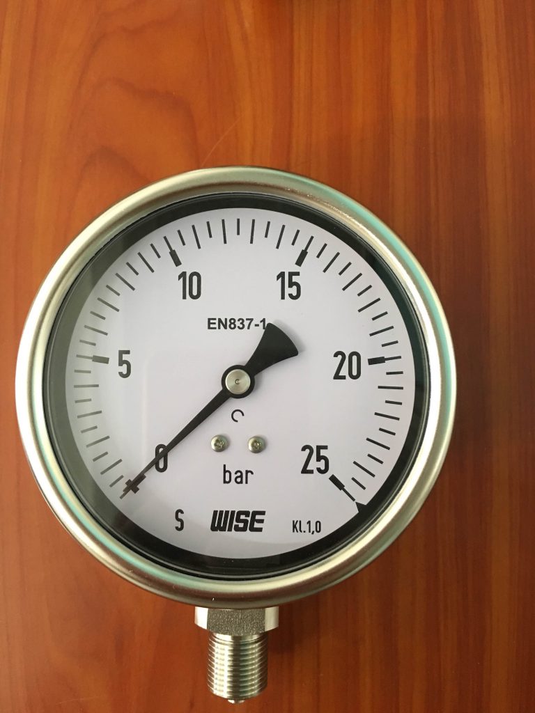 Đồng hồ áp suất P252-100A 25bar (ren 17)