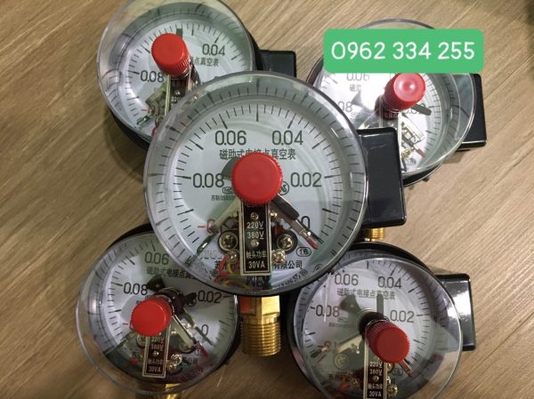 Đồng hồ áp suất 3 kim chân đứng dải -0.1-0 MPA