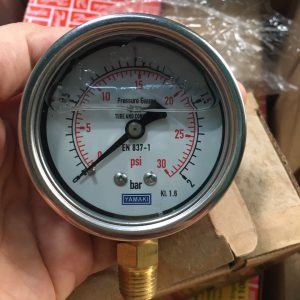 Đồng hồ đo áp suất Yamaki có dầu mặt 63mm, 0-2 bar