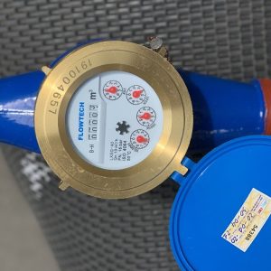 Đồng hồ nước Flowtech DN40 lắp ren ống phi 49mm